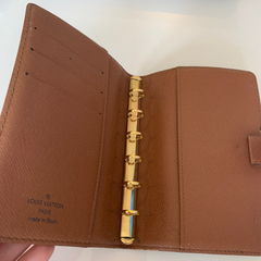 ルイ・ヴィトン　手帳カバー