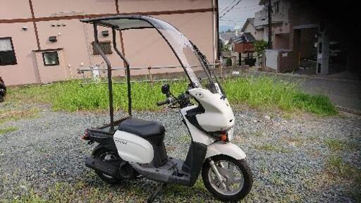 屋根付き\u0026スマホ充電スタンド付きYAMAHA50ccバイク