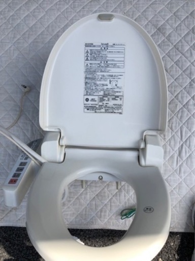 大幅値下げ致しましたアサヒ衛陶温水洗浄便座   サンウォッシュ DLTS-52-LI