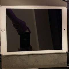 iPad Air 2 16GB simフリー