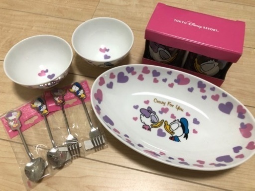 ドナルド　デイジー　食器セット