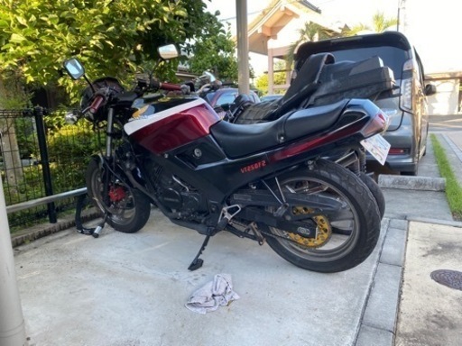 ホンダ　vt250f    250cc