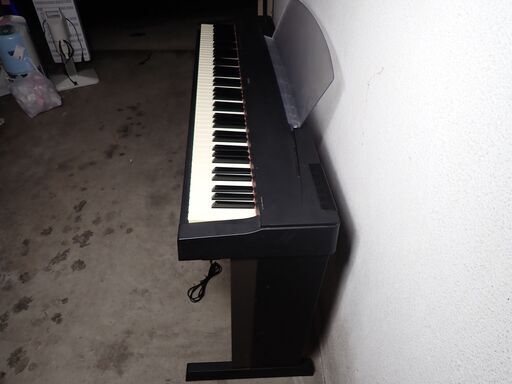 YAMAHA ヤマハ P-70 電子ピアノ 88鍵 ペダル・譜面立て付き ヤマハ 電子ピアノ P-70 YAMAHA ヤマハ P-70 電子ピアノ 88鍵 ペダル