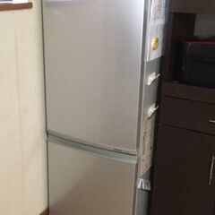 冷蔵庫譲ります。２０１２年製　SHARP SJ-PD17W