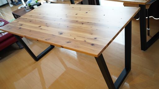 杉無垢材テーブル「かなでもの」幅 1,500 x 奥行 800 x 高さ 690 mm