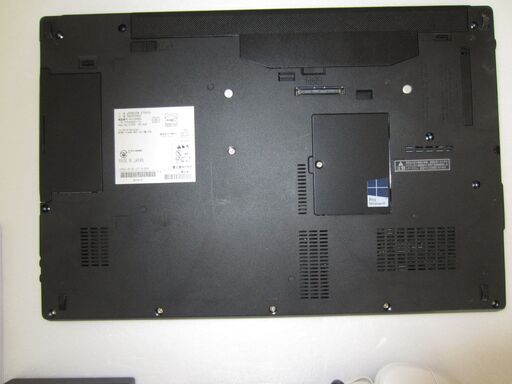 WIN 11搭載 富士通15.6型液晶ノートPC LIFEBOOK E753/G