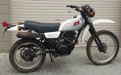 ﾔﾏﾊ ﾓﾄｸﾛｽ XT250 書類無し 不動車 年代物 当時物