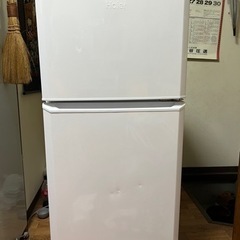 2016年製　ハイアール冷蔵庫　121L