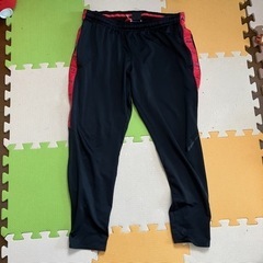 NIKE DRI-FIT スポーツパンツ Mサイズ 黒×赤