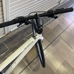 軽量アルミフレームクロスバイク  21段変速　