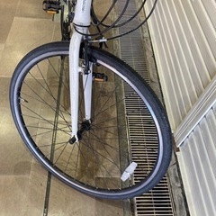軽量アルミフレームクロスバイク  21段変速　