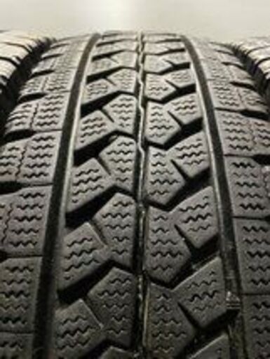 ふるさと割】 205/80R17.5 W979 205/60R17.5 BLIZZAK LT ブリジストン