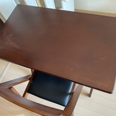 折り畳み机、椅子のセット