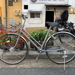 MARUSHI 美品 ママチャリ 27インチ 3変速 カギ付きシルバー 自動 
