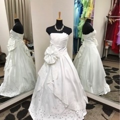 ウェディングドレス　ホワイトドレス　結婚式　新婚旅行　披露宴　前撮り　後撮り