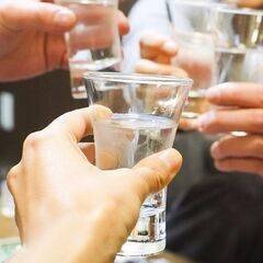 【日本酒×出会い】20代が開く！みんなで日本酒飲み比べながら友達...