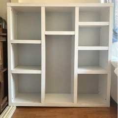 IKEA 白い飾り棚　【お譲り先が決まりました】