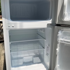 【RKGRE-950】特価！ハイセンス/Hisense/93L 冷凍冷蔵庫/HR-B95A/中古品/2019年製/当社より近隣無料配達！