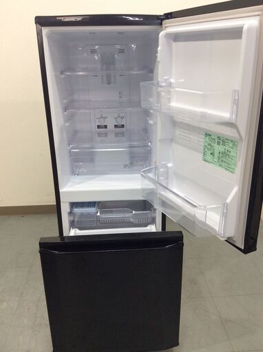 （12/4受渡済）JT4930【MITSUBISHI/三菱 2ドア冷蔵庫】美品 2017年製 MR-P15A-B 家電 キッチン 冷蔵冷凍庫 右開き 146L