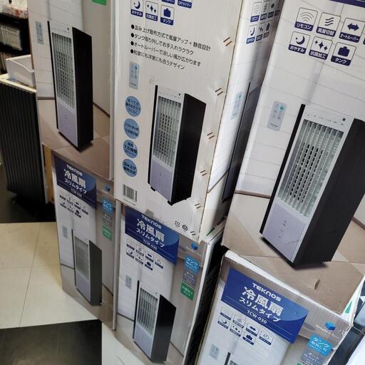 メーカー返品品　10トントラック１台分