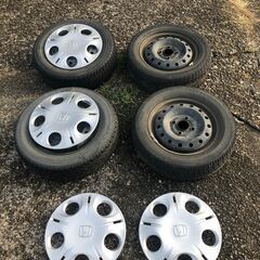 中古　スタッドレスタイヤ（ホイール付き）155/65R13　×4...