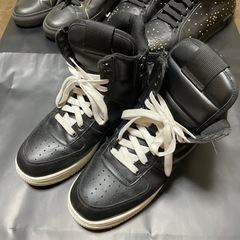 ブランドスニーカー売ります！