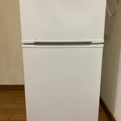 YAMADA ノンフロン冷凍冷蔵庫 YRZ-C09B1　2016年製