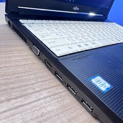 超美品 高速 ノートパソコン 富士通 A576 D006 超美品 高速 ノートパソコン 富士通 A576 D006
