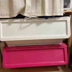 収納ボックス（ピンクと白）