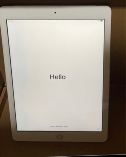 新品同様品　❗️iPad お譲りします。【au】