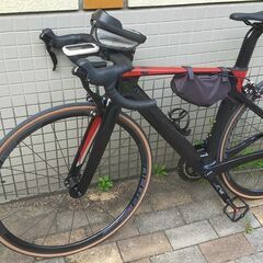 R5-Rs22s◆1520gカーボンホイール22速8.7kg◆キャリパーモデル◆460サイズ黒赤