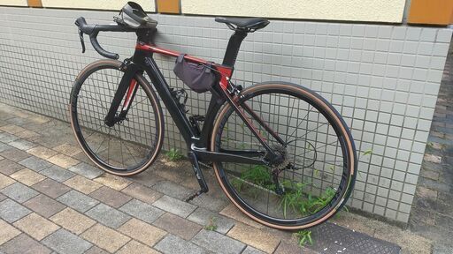 R5-Rs22s◆1520gカーボンホイール22速8.7kg◆キャリパーモデル◆460サイズ黒赤