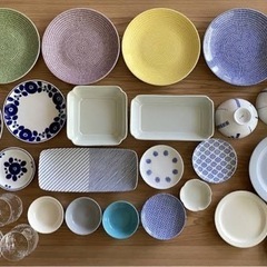 不要な食器類　調理器具　の画像