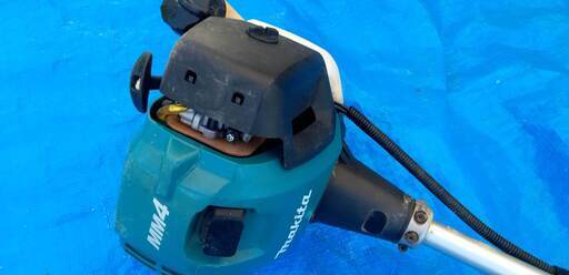 その他 マキタのエンジン草払機を格安で