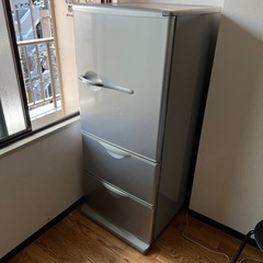 冷蔵庫　サンヨー　255L  2010年製