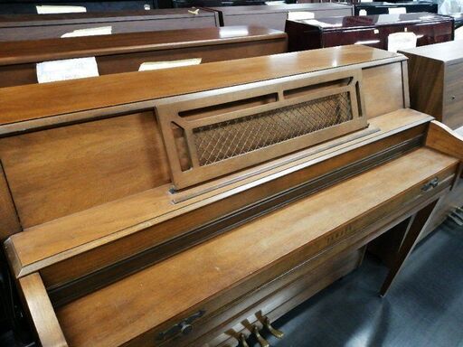 中古アップライトピアノ YAMAHA M304 高さ111cm 製造年不明