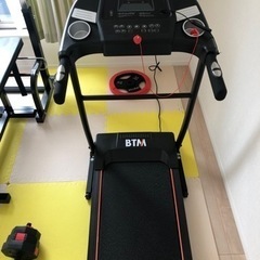 BTM トレーニングマシン