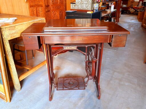 ハンドメイドテーブル　JANOME 足踏みミシン　ミシン台　アンティーク ハンドメイドテーブル JANOME 足踏みミシン ミシン台 アンティーク