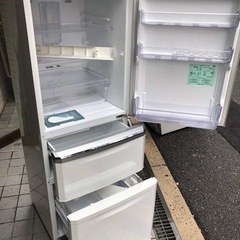 ファミリータイプ冷凍冷蔵庫㊗️保証あり?配達可能