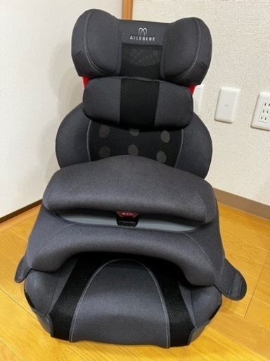エールべべ 1歳から使えるジュニアシート