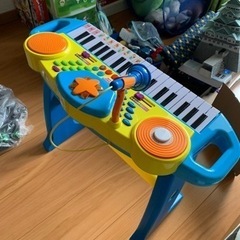 おもちゃ  ピアノ  機能色々