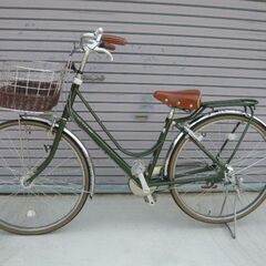 ブリジストンの通学自転車　カジュナ　26インチ　ベルト　E.Xダークオリーブ／デラックスモデル