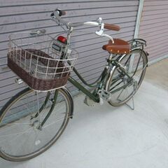 ブリジストンの通学自転車　カジュナ　26インチ　ベルト　E.Xダークオリーブ／デラックスモデル