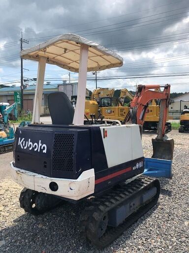 クボタ油圧ショベルKX021(2tクラス)