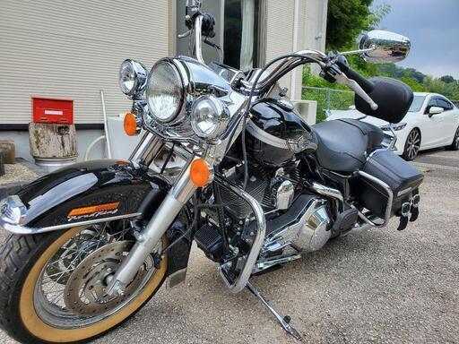 短期出品】ハーレー FLHR ロードキング 美車低走行 配送できます！ 前
