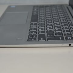 中古美品 最新Windows11+office 爆速SSD256GB LENOVO Ideapad 720S