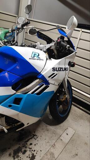 商談中です。値下げしました！GSX-R250 gj72a　2月にエンジン始動確認済み 商談中です。値下げしました！GSX-R250 gj72a 2月にエンジン始動確認済み