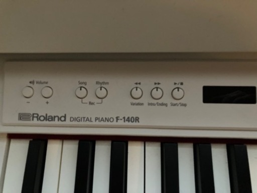 Roland電子ピアノ 白 ︎値引き交渉可︎