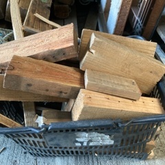 木端　角材　DIY用 材木　木の破片