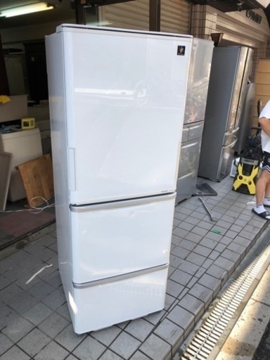 新商品入荷シャープ350L保証付き大阪市内配達設置無料